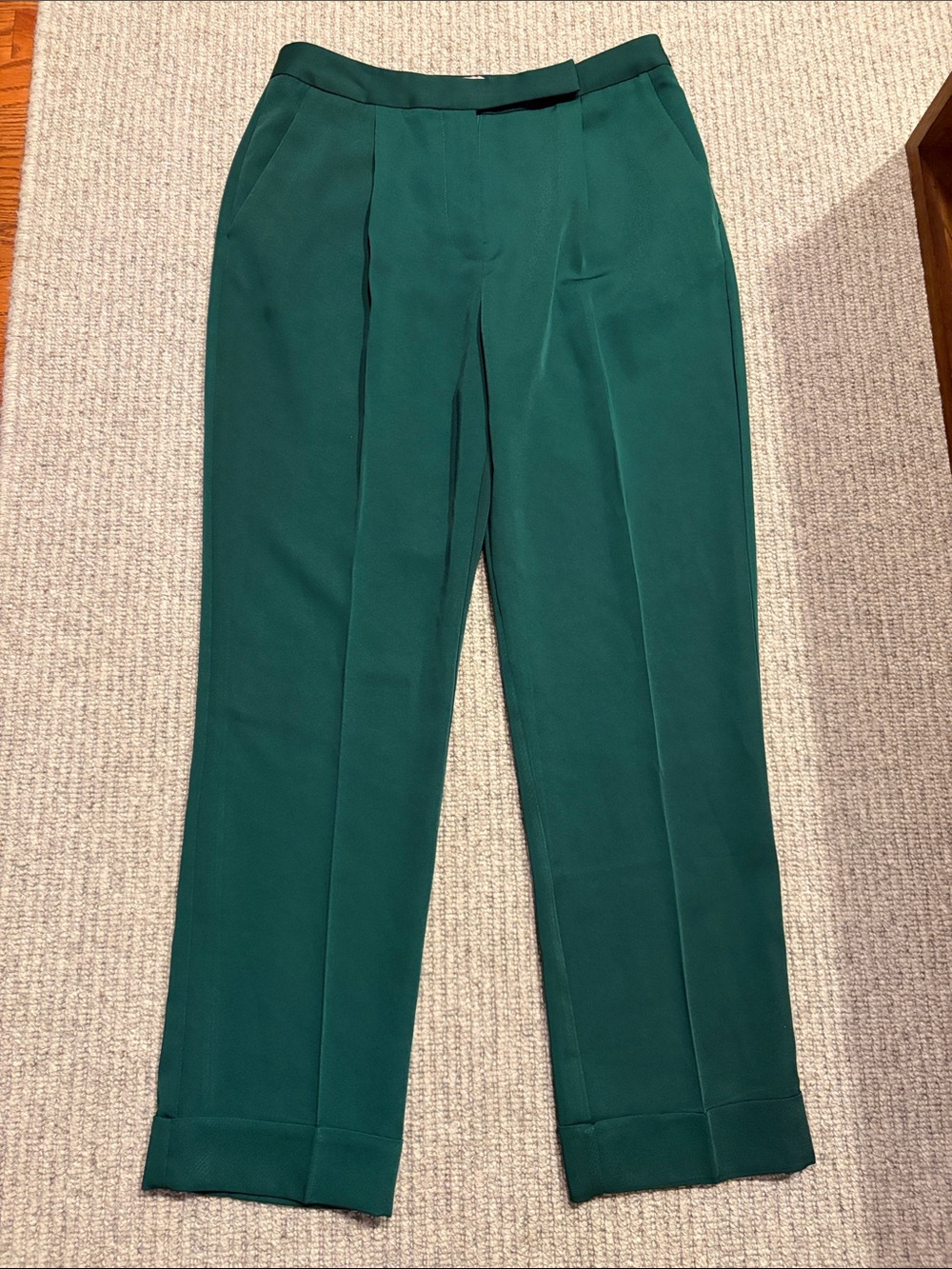 Tuckernuck Duncan pleated high rise cuffed trouser pants Ladies 4 Dark green